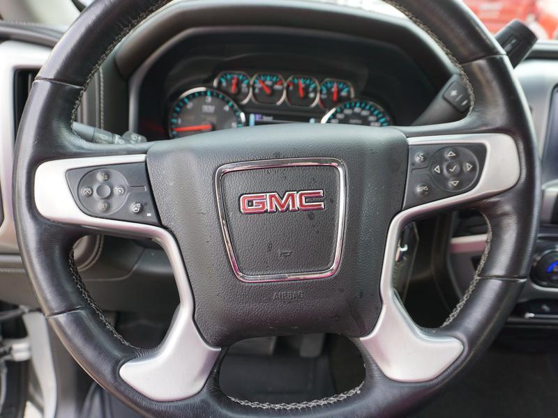 used 2017 GMC Sierra 1500 car, priced at $21,384