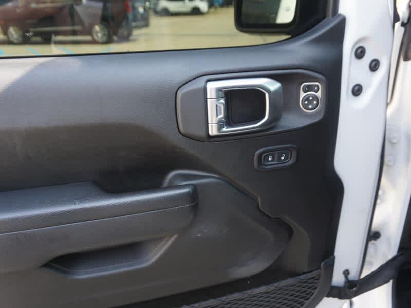 used 2022 Jeep Gladiator car, priced at $34,890