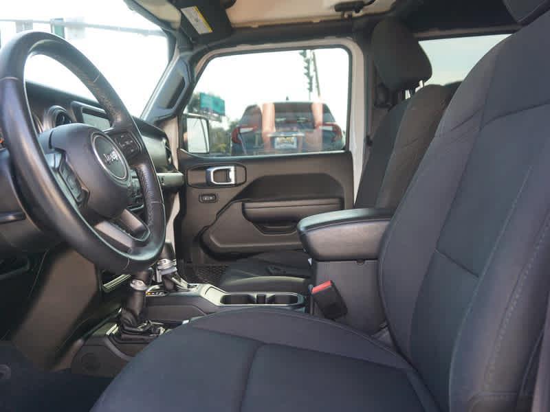 used 2022 Jeep Gladiator car, priced at $34,890