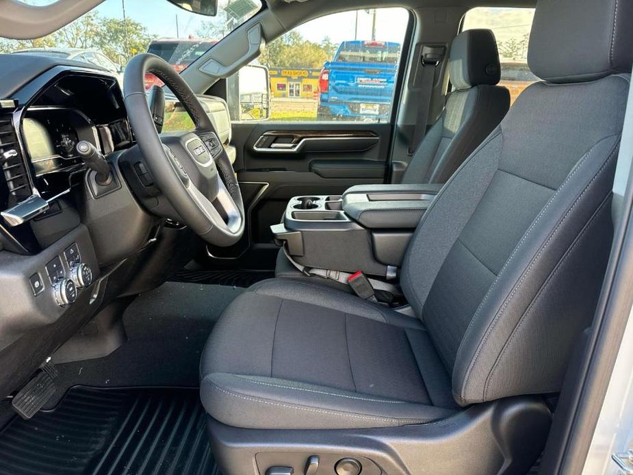 new 2025 GMC Sierra 2500 car, priced at $71,960