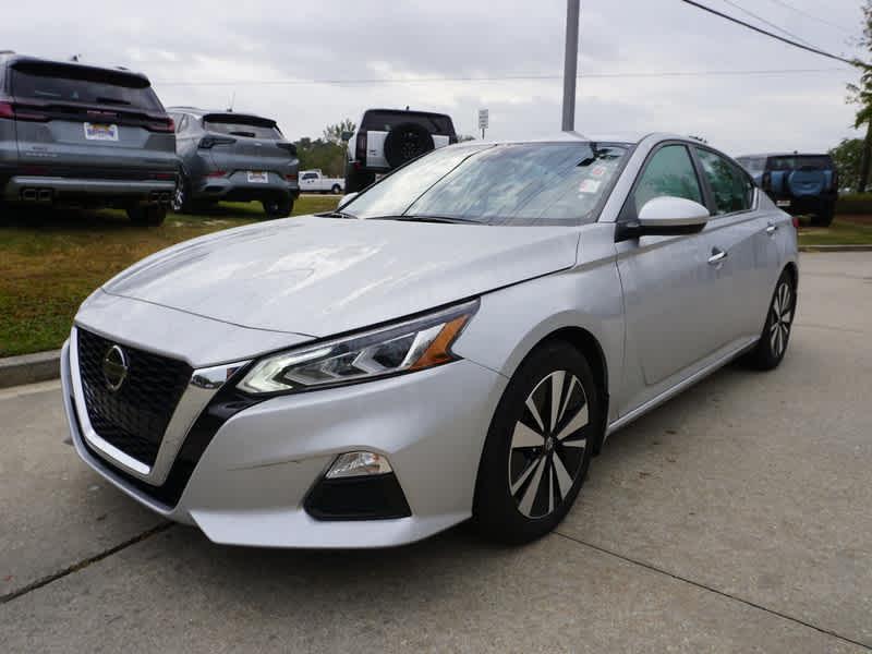 used 2022 Nissan Altima car, priced at $21,990