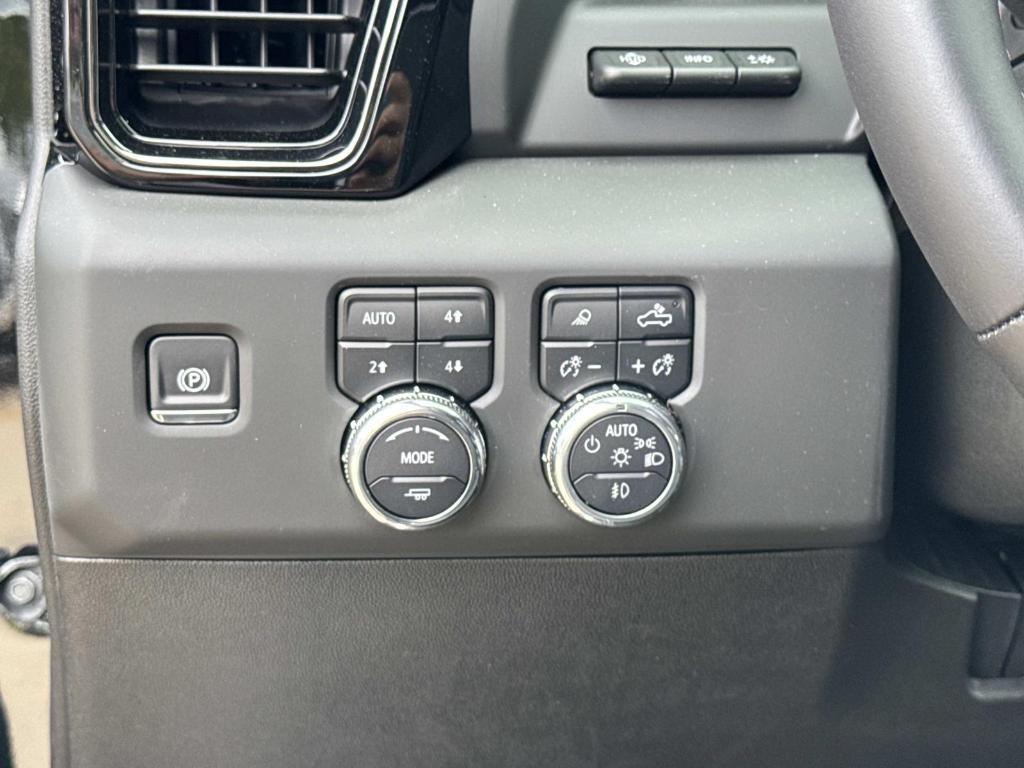 new 2025 GMC Sierra 2500 car, priced at $105,815