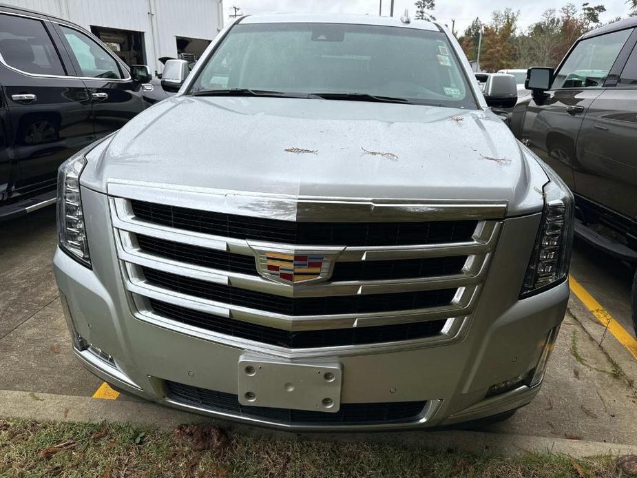 used 2019 Cadillac Escalade ESV car, priced at $32,739