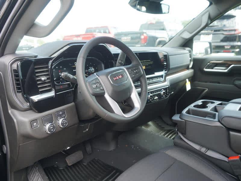 new 2024 GMC Sierra 1500 car, priced at $51,940