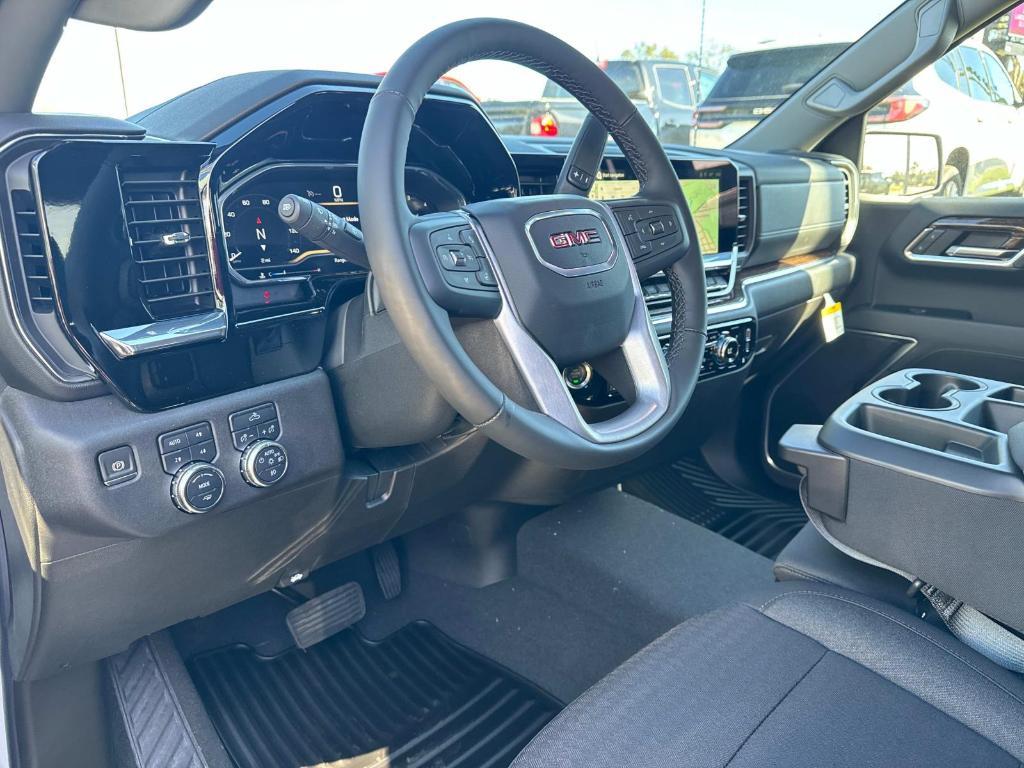 new 2025 GMC Sierra 1500 car, priced at $61,280