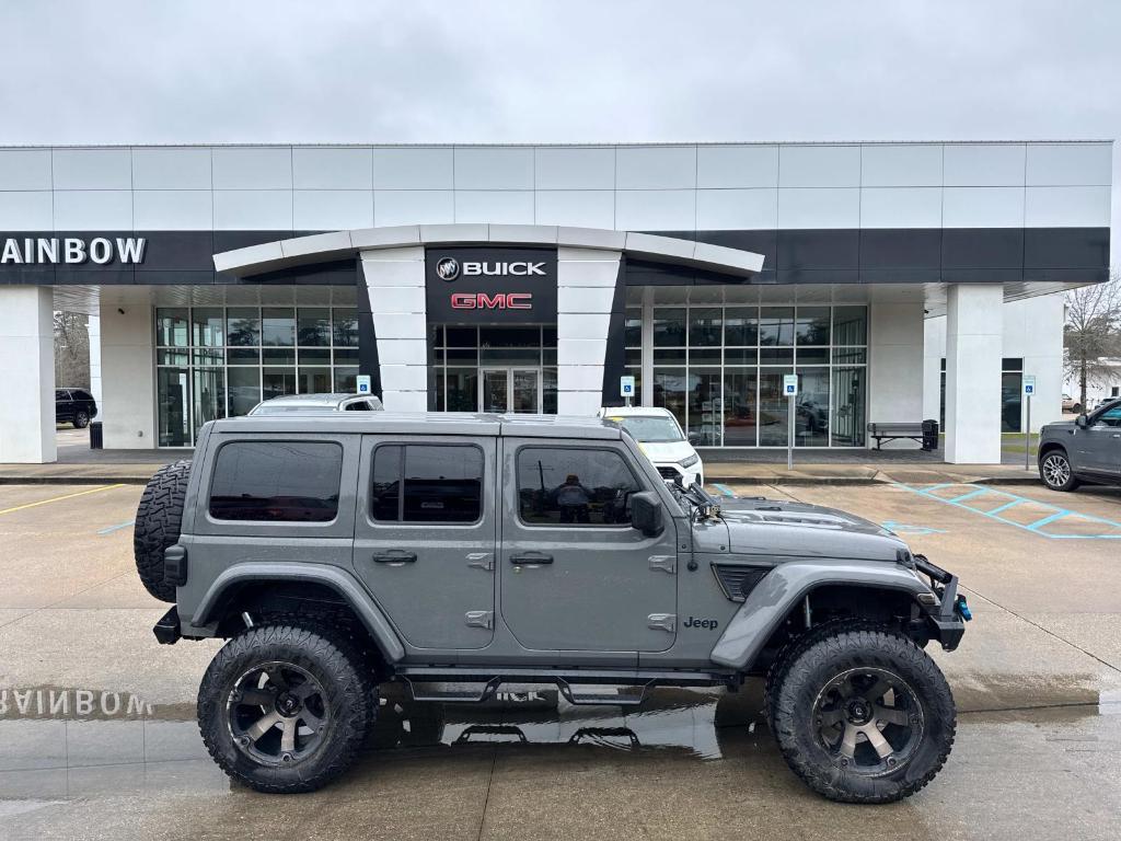 used 2022 Jeep Wrangler Unlimited car, priced at $37,350