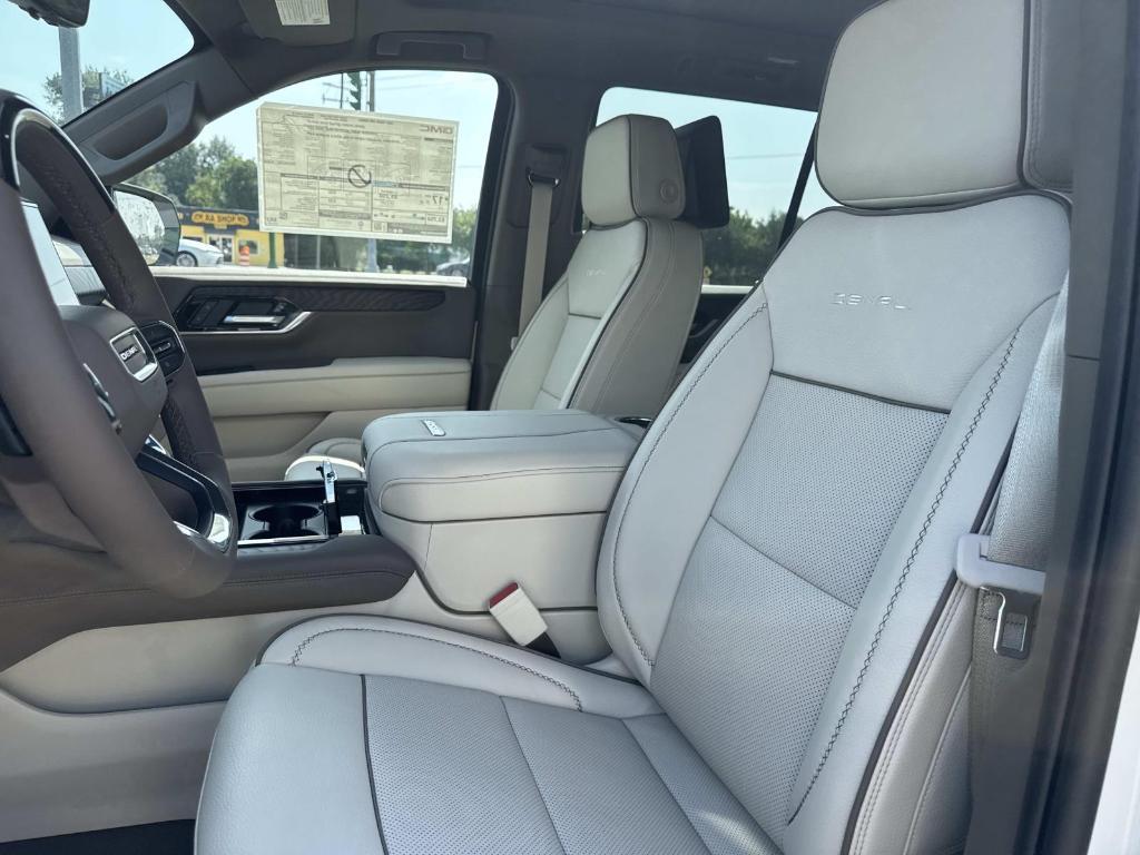 new 2025 GMC Yukon car, priced at $91,550