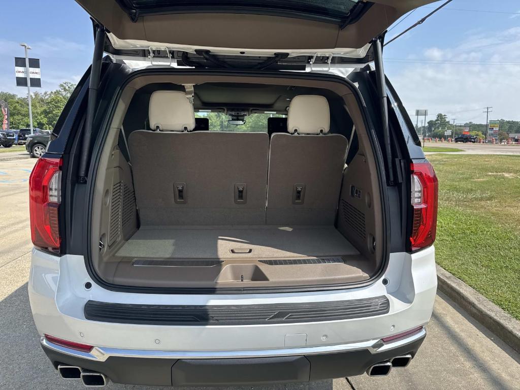 new 2025 GMC Yukon car, priced at $91,550