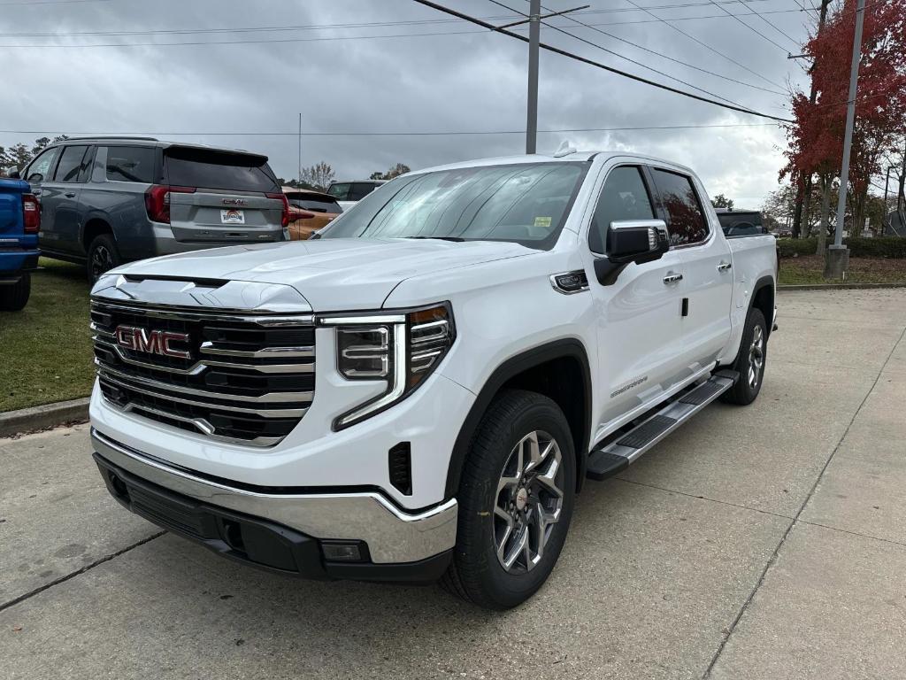 new 2025 GMC Sierra 1500 car, priced at $59,900