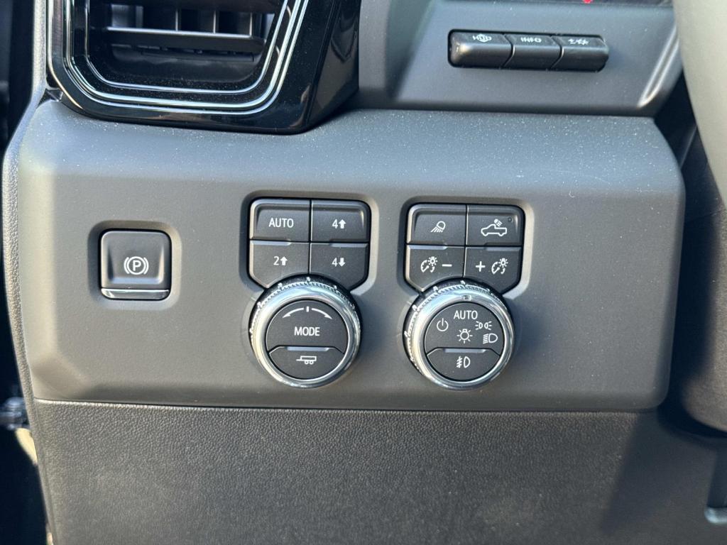 new 2026 GMC Sierra 2500 car, priced at $90,055