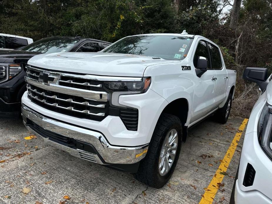 used 2022 Chevrolet Silverado 1500 car, priced at $42,746