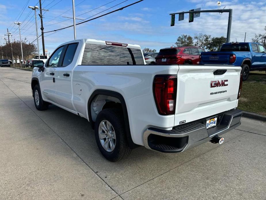 new 2025 GMC Sierra 1500 car, priced at $47,235