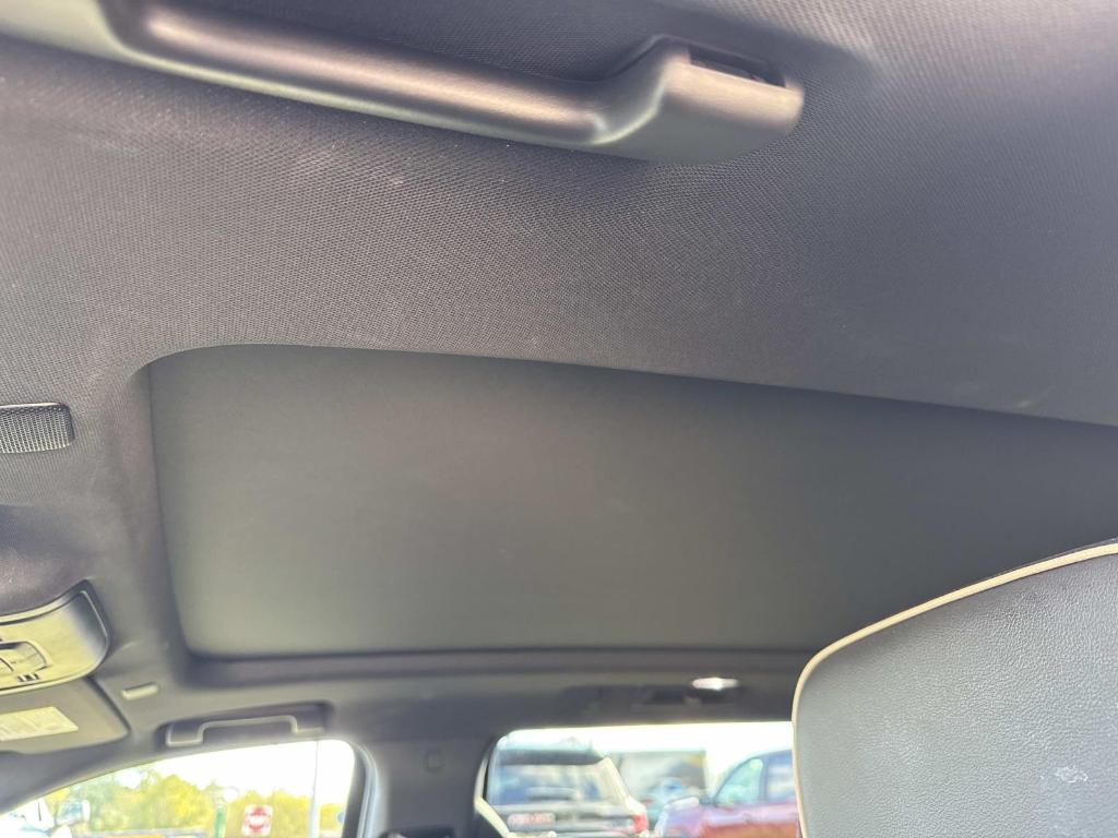 used 2023 GMC Yukon XL car, priced at $45,990