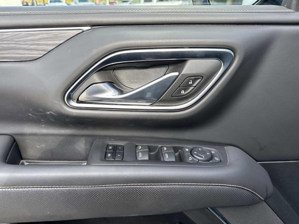 used 2023 GMC Yukon XL car, priced at $45,990