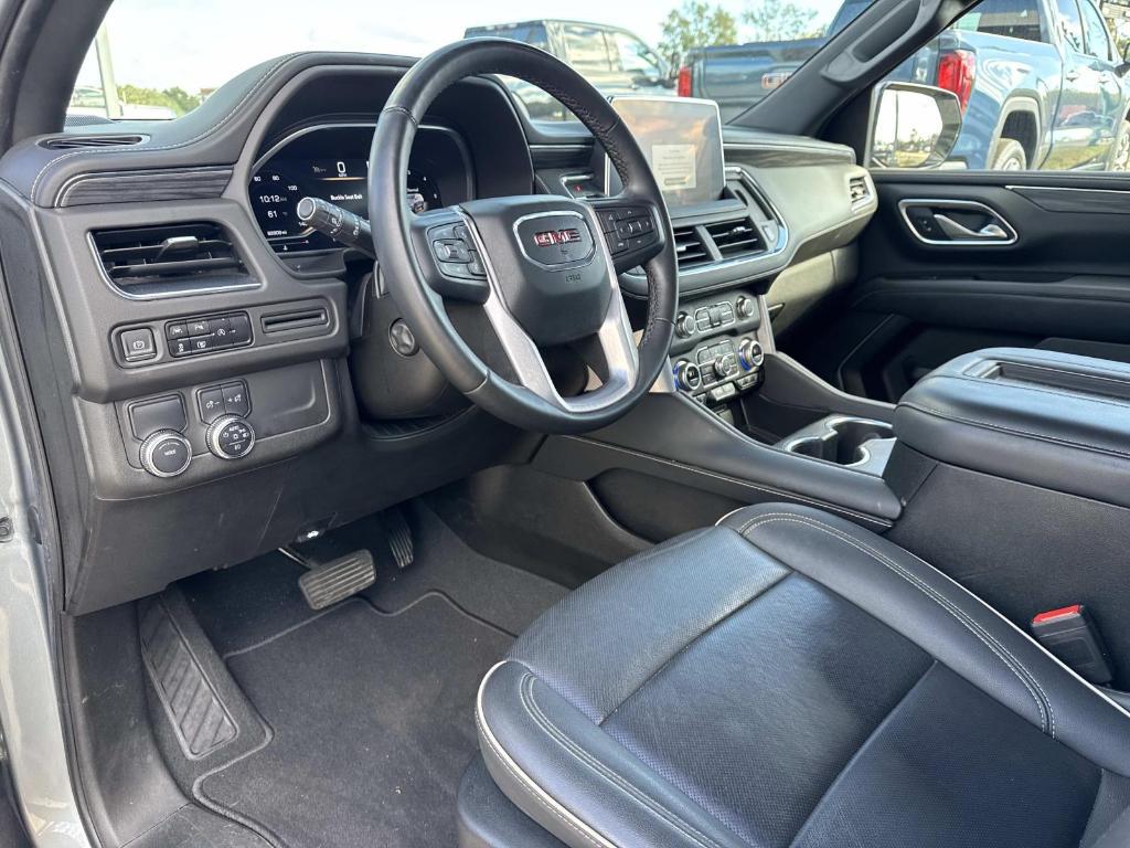 used 2023 GMC Yukon XL car, priced at $45,990