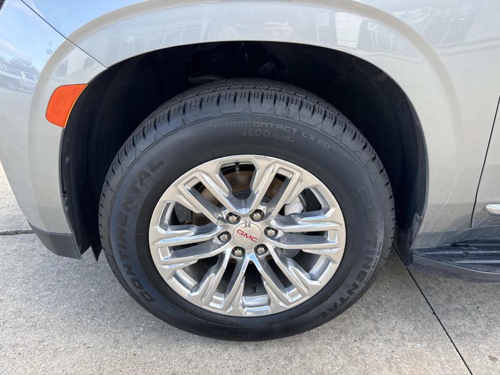 used 2023 GMC Yukon XL car, priced at $45,990