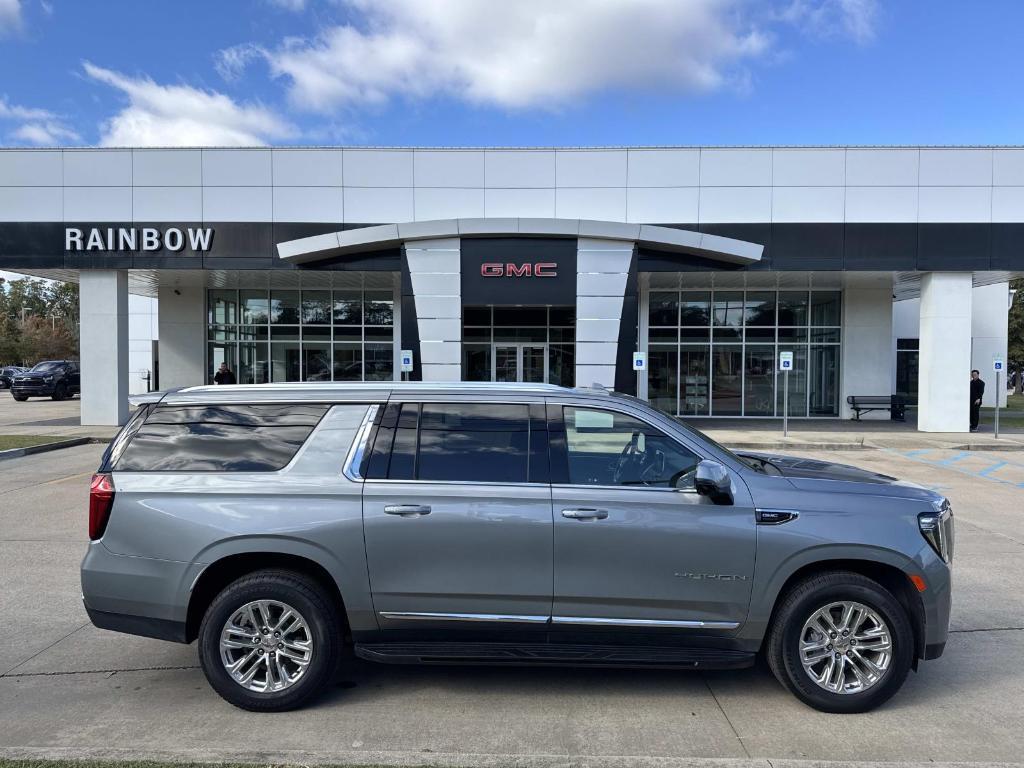 used 2023 GMC Yukon XL car, priced at $45,990