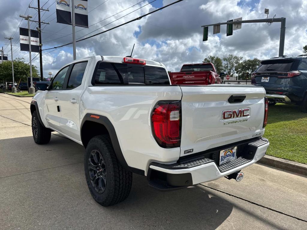 new 2025 GMC Canyon car, priced at $40,095