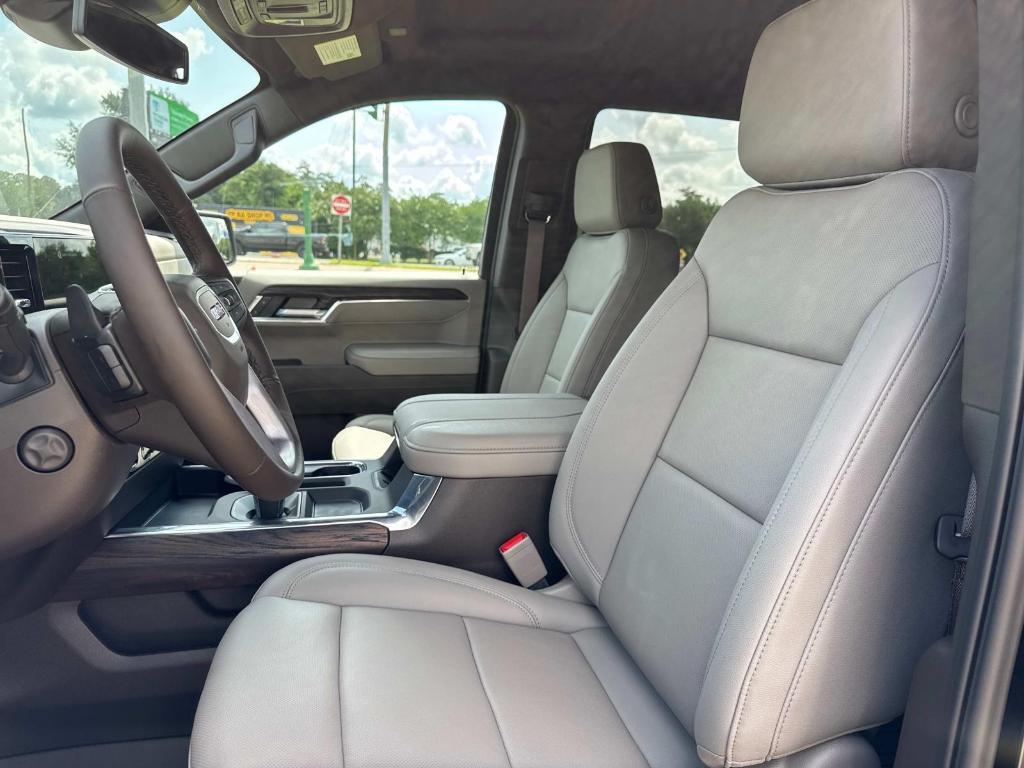new 2025 GMC Sierra 1500 car, priced at $66,720