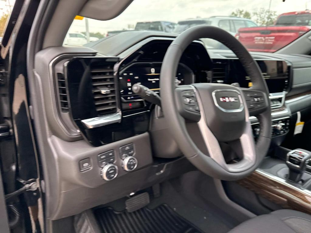 new 2025 GMC Sierra 1500 car, priced at $62,220