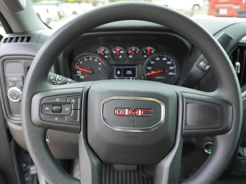 new 2025 GMC Sierra 1500 car, priced at $48,640