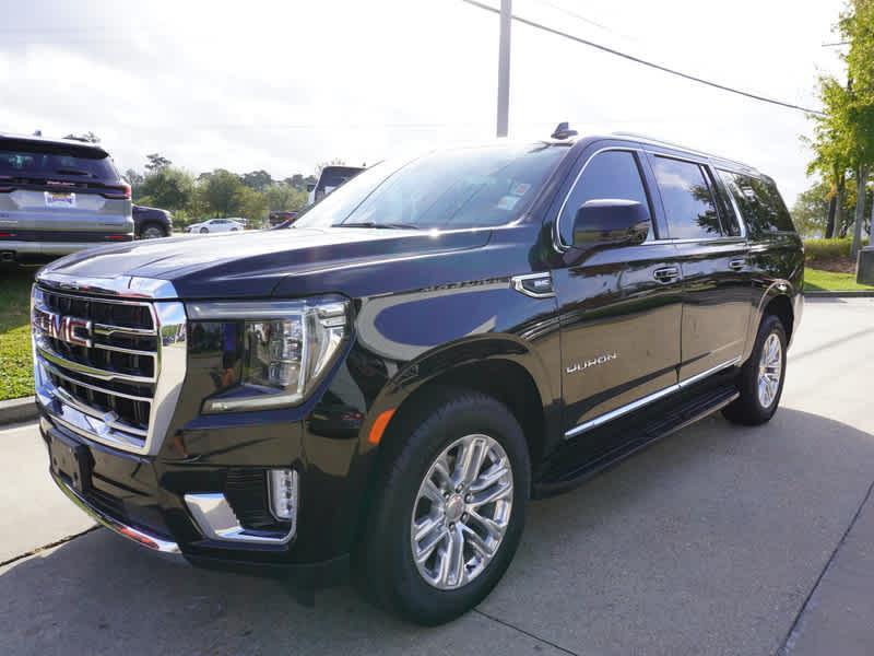 used 2022 GMC Yukon XL car, priced at $46,880