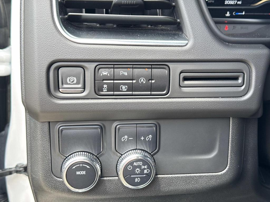 used 2024 GMC Yukon XL car, priced at $64,949