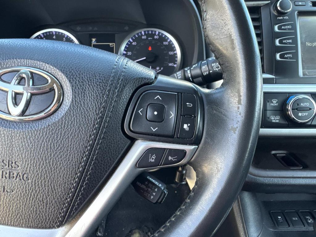 used 2019 Toyota Highlander car, priced at $21,958