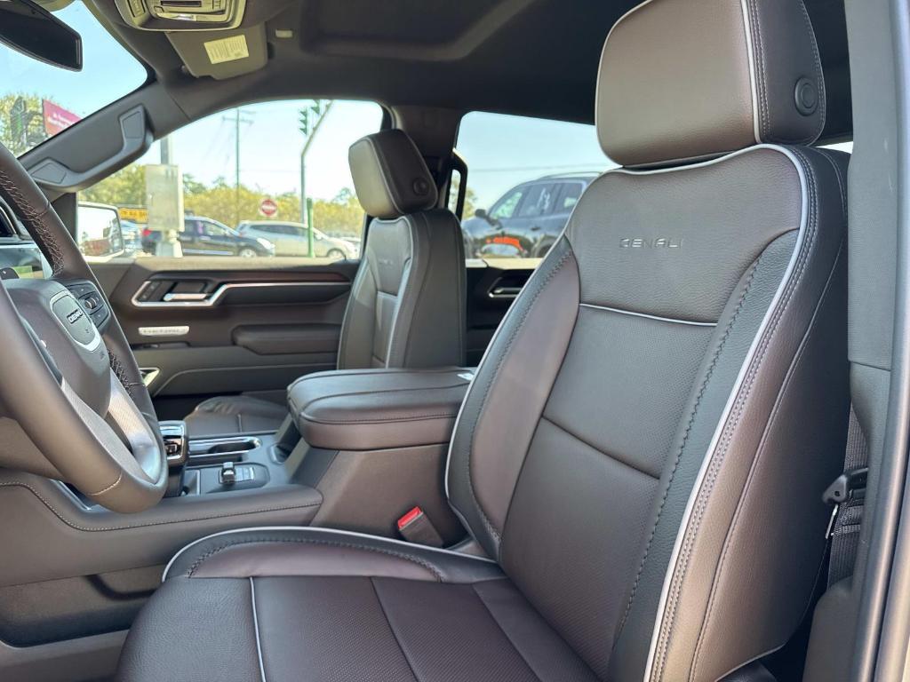 new 2026 GMC Sierra 1500 car, priced at $74,980