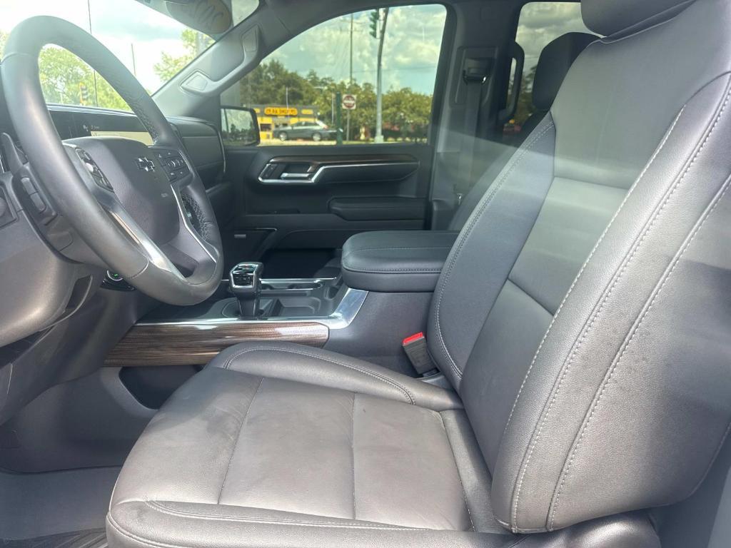 used 2025 Chevrolet Silverado 1500 car, priced at $53,990