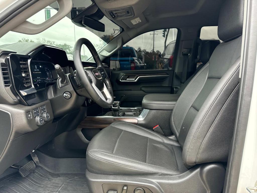 used 2023 GMC Sierra 1500 car, priced at $48,990