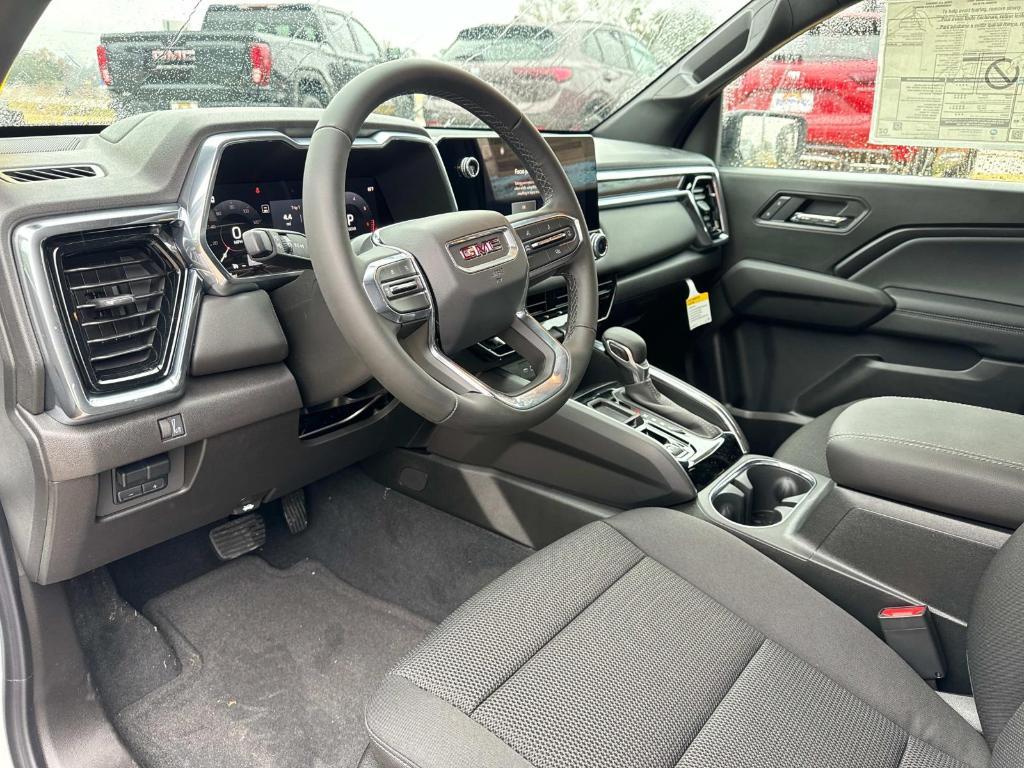 new 2025 GMC Canyon car, priced at $42,080