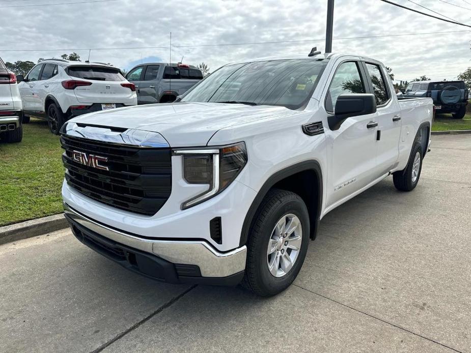 new 2025 GMC Sierra 1500 car, priced at $43,895