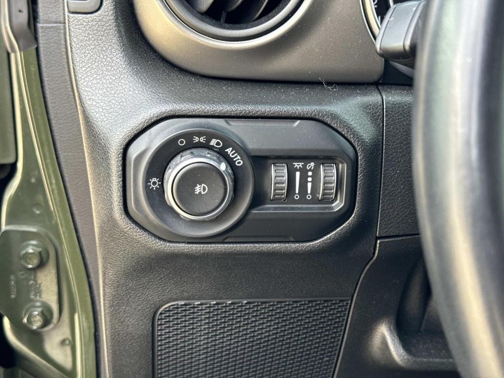 used 2021 Jeep Wrangler Unlimited car, priced at $32,166