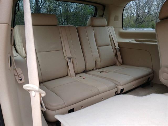 used 2007 Cadillac Escalade car, priced at $6,999