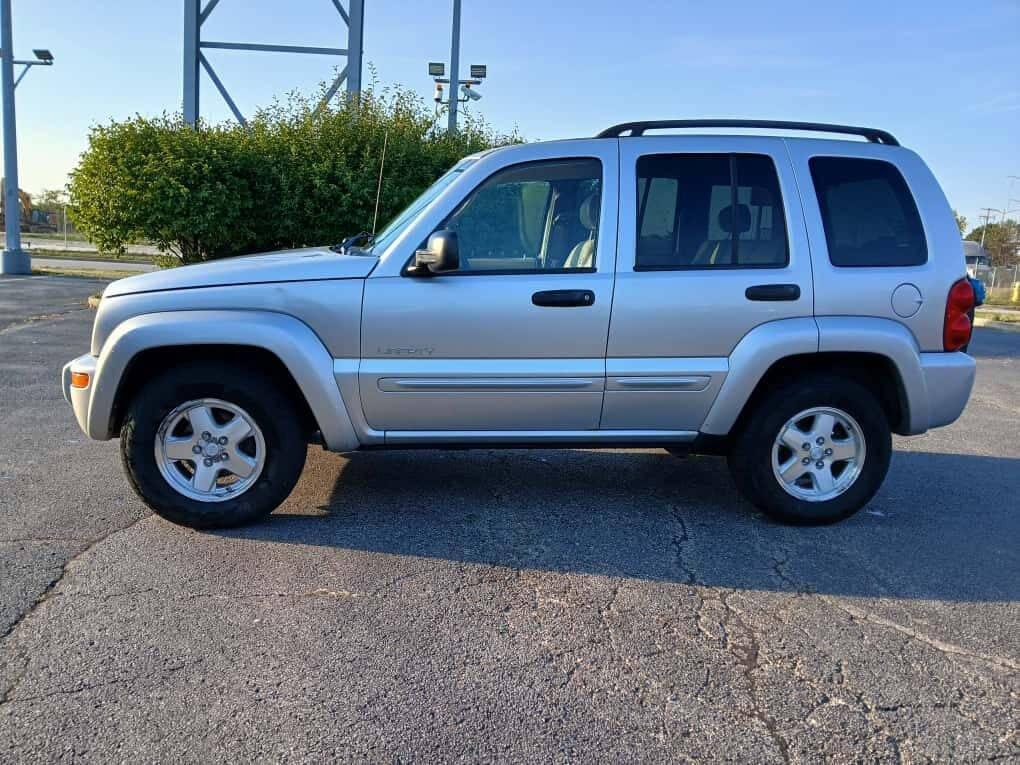 used 2004 Jeep Liberty car, priced at $2,999