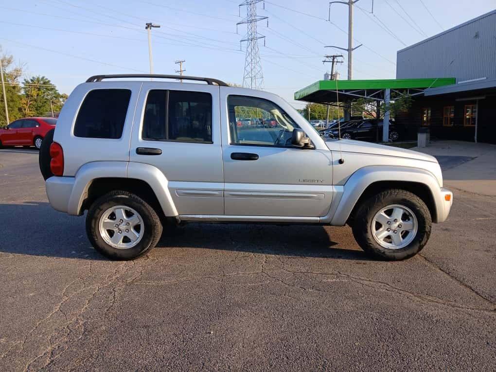 used 2004 Jeep Liberty car, priced at $2,999