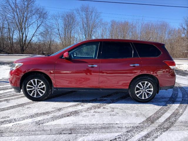 used 2013 Nissan Pathfinder car, priced at $6,999