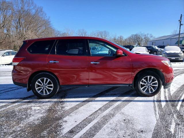 used 2013 Nissan Pathfinder car, priced at $6,999