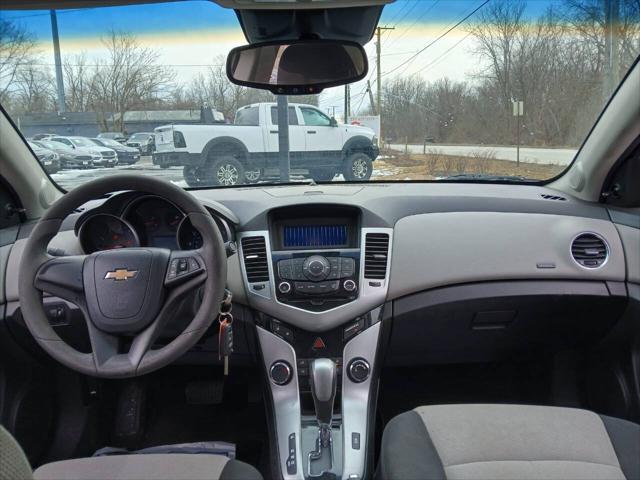 used 2011 Chevrolet Cruze car, priced at $4,999