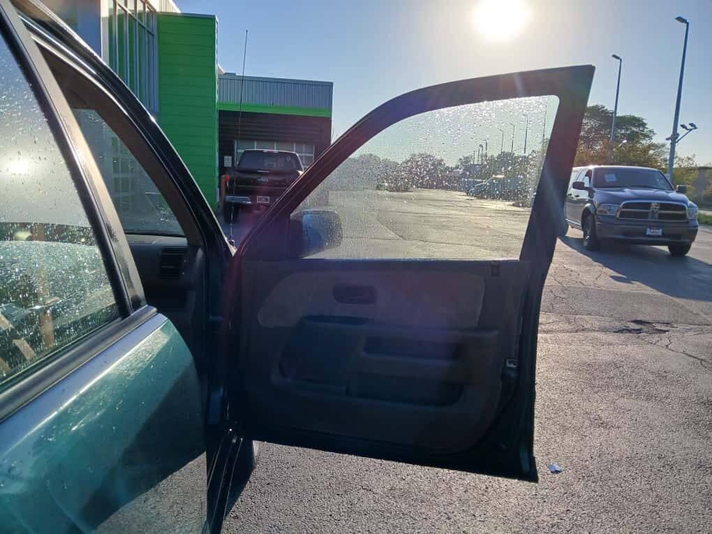 used 2002 Honda CR-V car, priced at $3,999