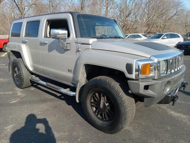 used 2006 Hummer H3 car, priced at $6,999