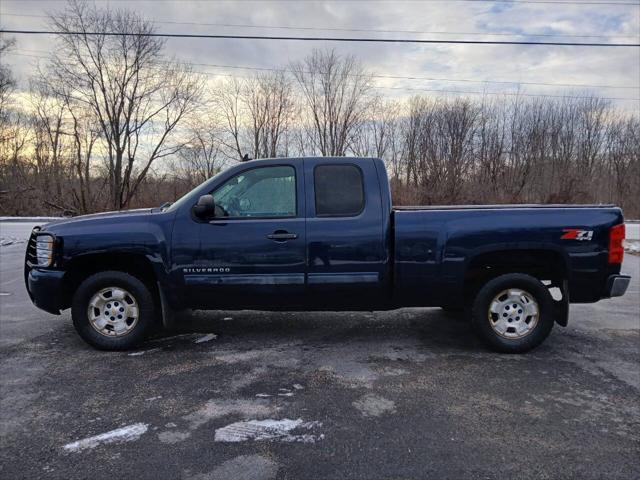 used 2011 Chevrolet Silverado 1500 car, priced at $7,999