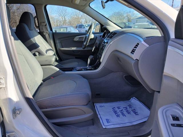 used 2011 Chevrolet Traverse car, priced at $4,999