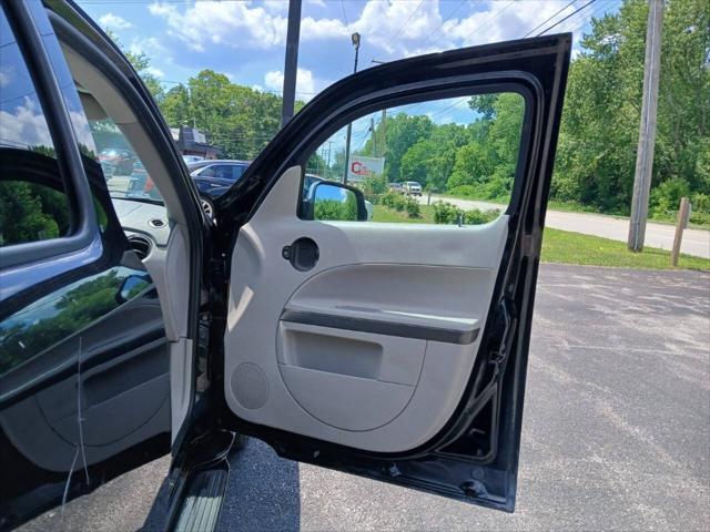 used 2006 Chevrolet HHR car, priced at $1,999