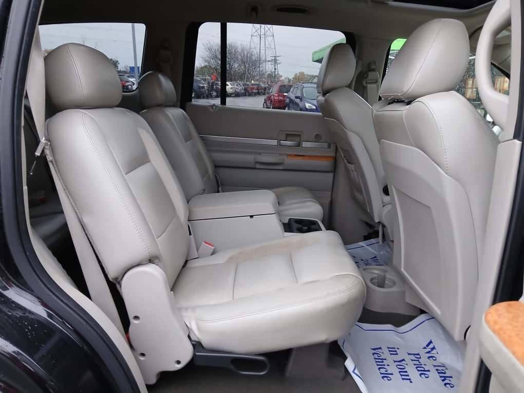 used 2008 Chrysler Aspen car, priced at $2,999