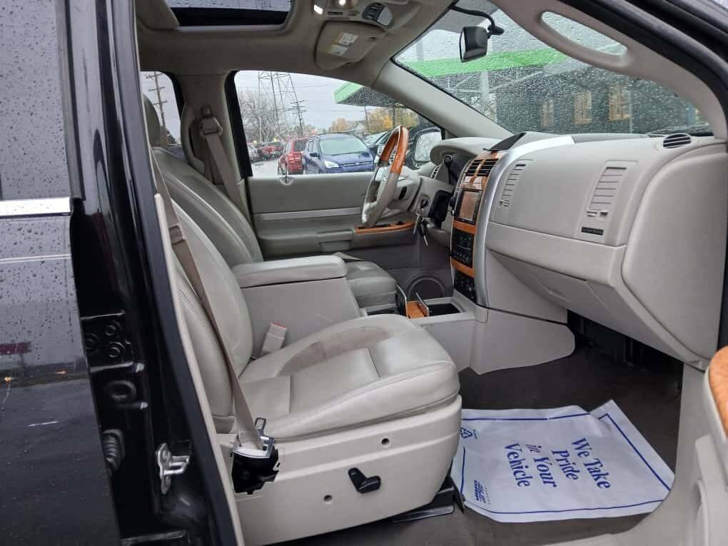 used 2008 Chrysler Aspen car, priced at $2,999