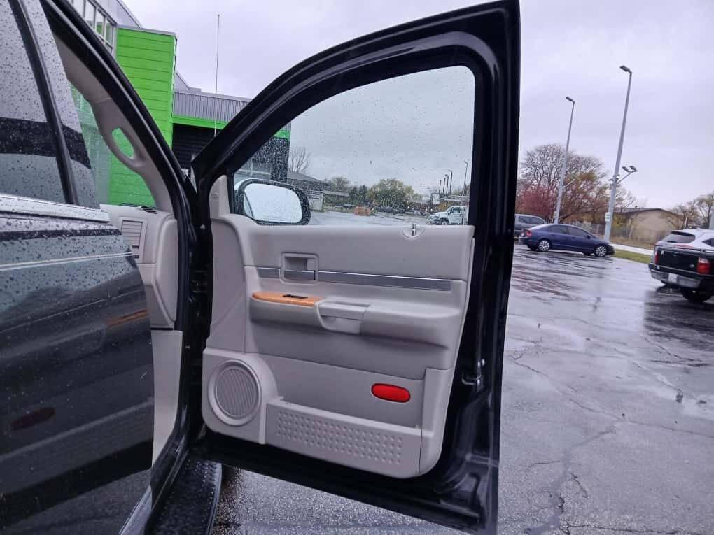 used 2008 Chrysler Aspen car, priced at $2,999