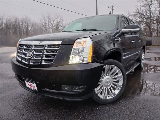 used 2009 Cadillac Escalade ESV car, priced at $7,999