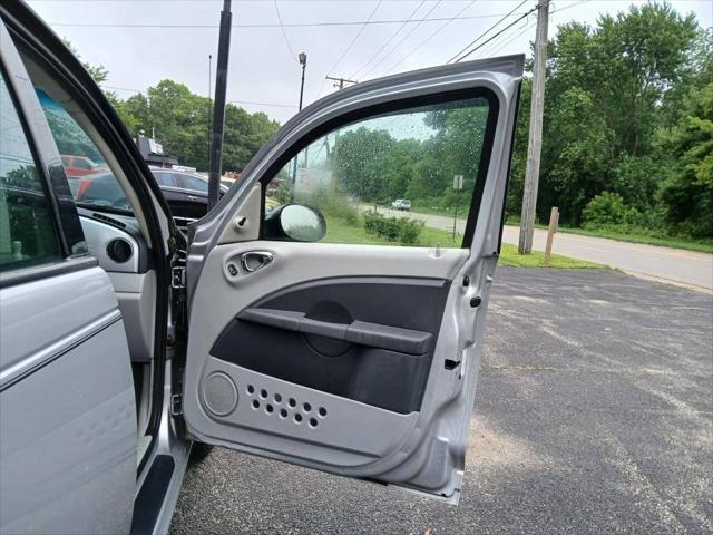used 2009 Chrysler PT Cruiser car, priced at $2,999